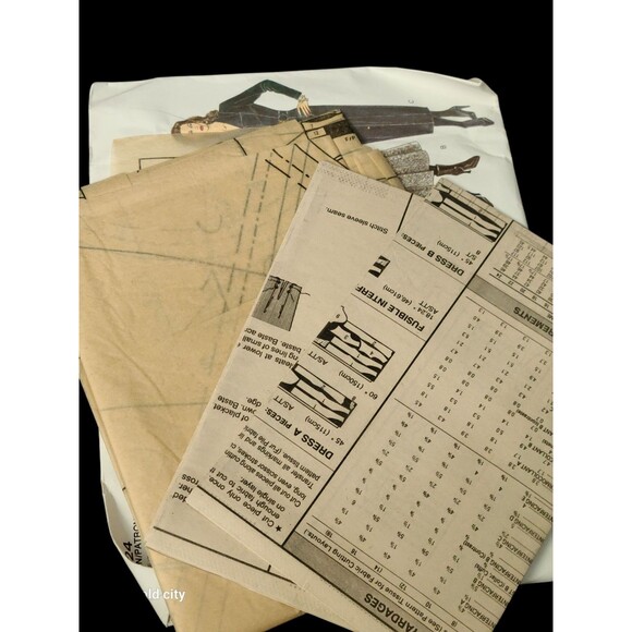 Vtg Vogue Basic Design 1424 Easy Dress in 5 Styles Misses 8-10-12 Pattern cut - Picture 5 of 6